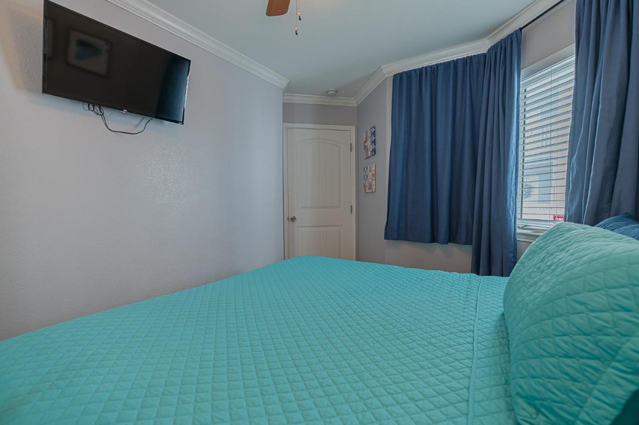 Octopus Gardens Private Boardwalk To The Beach Great Gulf Views Galveston Exteriér fotografie